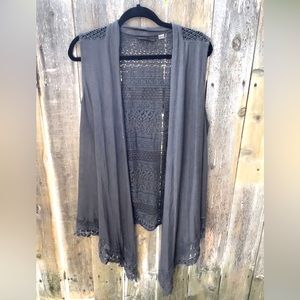 Avenue Dark Gray Crochet Detail Open Front Vest Cardigan Sz. 22/24
